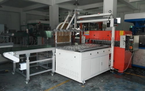 華翔HX-30四柱油壓裁斷機(jī) 高效裁切設(shè)備的工業(yè)典范